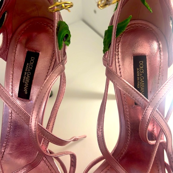 Dolce and Gabbana heels - Picture 4 of 5